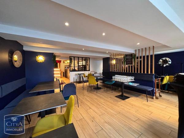 Local commercial à louer 249.75m²