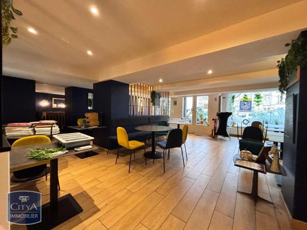 Local commercial à louer 249.75m²