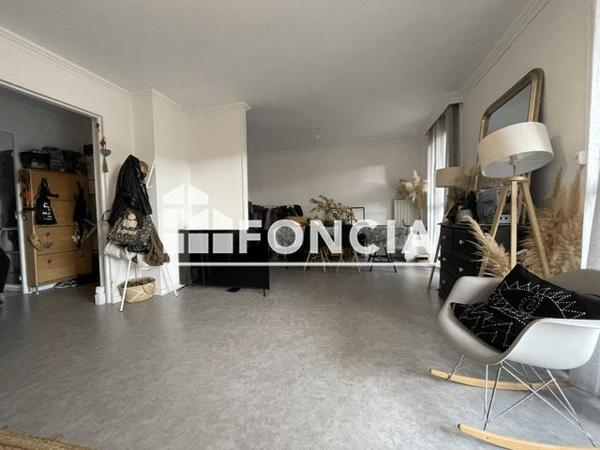 Location Appartement 4 pièces 76.4 m² - 21 ROUTE DE SAINT PIERRE Martigues 13500