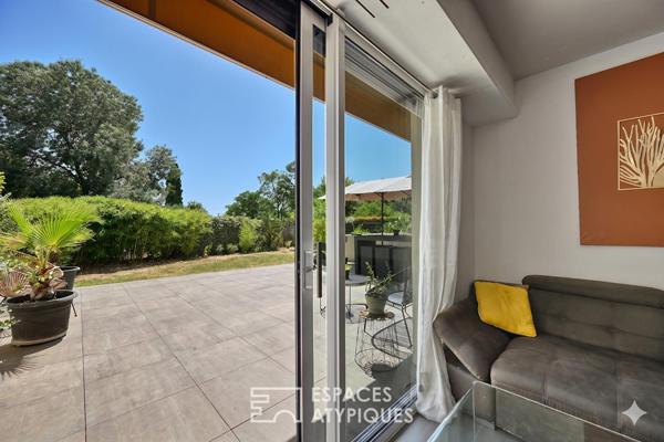 Appartement de grand standing avec parking et extérieur de 150m2
