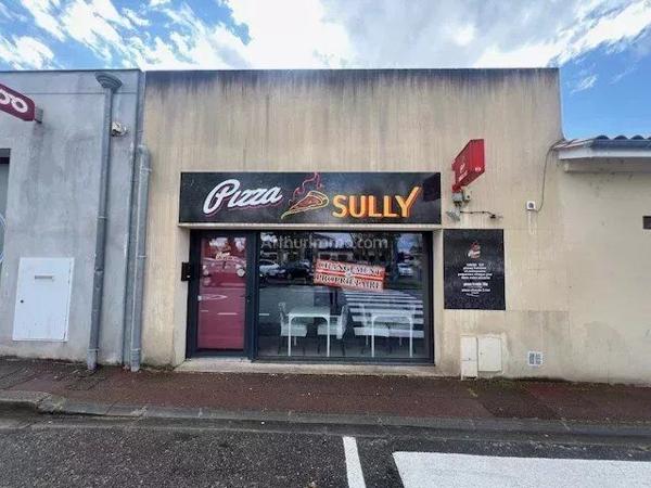 Location                                                      Fonds de commerce
                        
                     1 pièces                      30 m2                     à Coutras