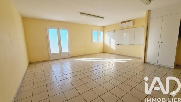 Immeuble à vendre 130 m² Carpentras
