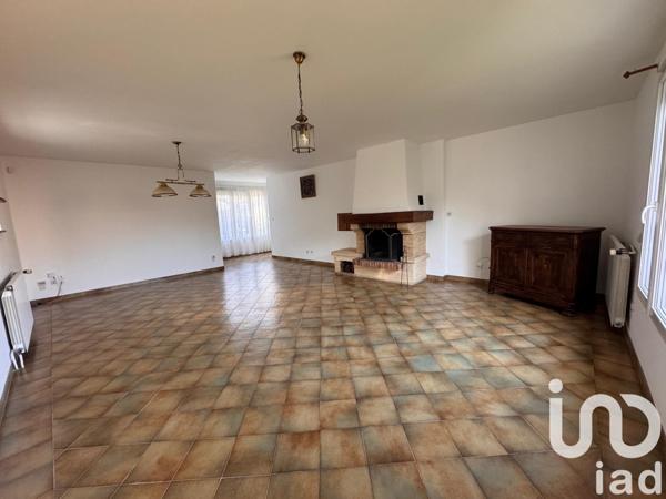 Maison à vendre 6 pièces 113 m² Villeneuve-le-Roi