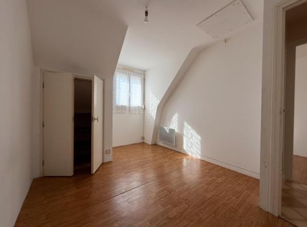 Maison à QUESTEMBERT, 56230 - 5 pièces 90m²