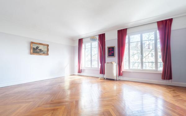 Appartement à vendre    3 pièces • 113 m2 Lyon 3