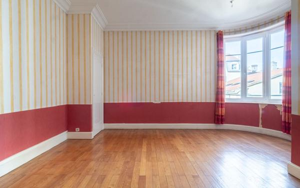 Appartement à vendre    3 pièces • 113 m2 Lyon 3