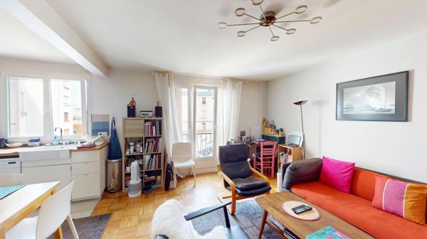 MONTREUIL