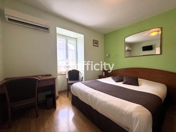 Maison 13 pièces - 355 m²