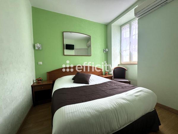 Maison 13 pièces - 355 m²