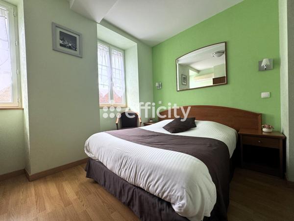 Maison 13 pièces - 355 m²