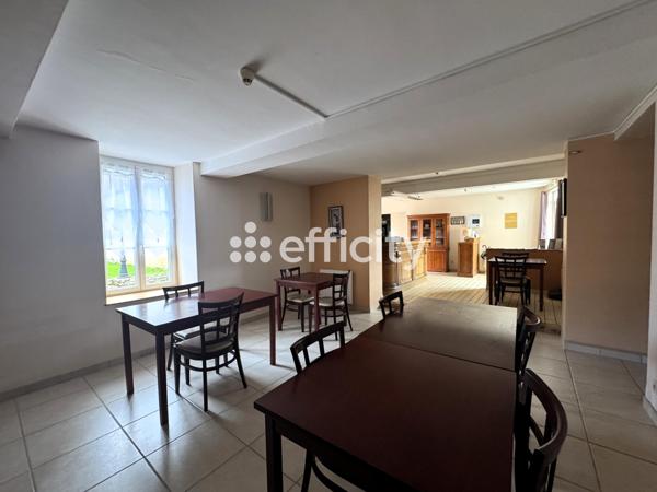 Maison 13 pièces - 355 m²