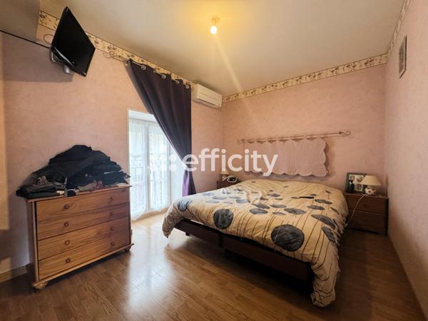 Maison 13 pièces - 355 m²