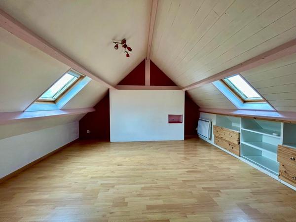 Maison
         7 pièces
        - 119 m² Exclusivité 182 750 € *