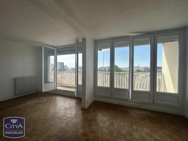 Appartement à vendre 2 pièces 55.1m² Saint-Jean-le-Blanc (45650)