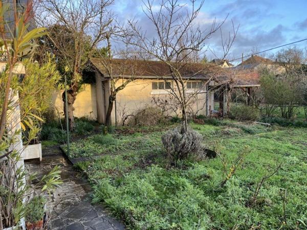 Maison à vendre à Bourges dans le Cher (18000), ref : 18005-1596