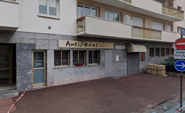 Poitiers (86000) CHAPELLE 120 M2 AVEC BUREAU 30 M2 + 3 PARKINGS A SAINT-HILAIRE !