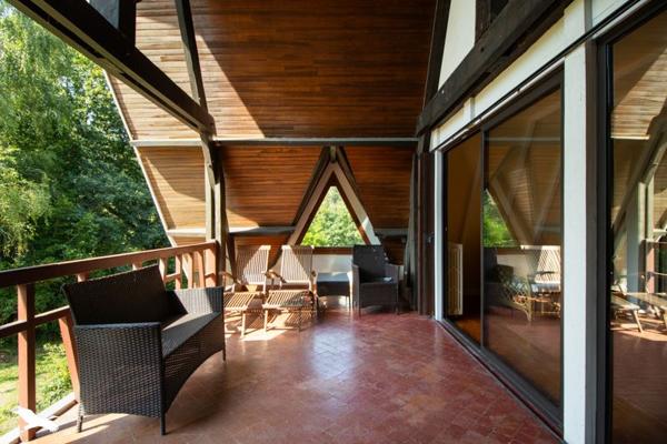 Maison à vendre |  Pomarez |  10 pièces | 385 m²