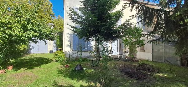 86140 LENCLOITRE Maison Lencloitre - 143.76 m2