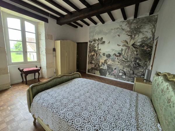 Vaste propriété familiale de caractère