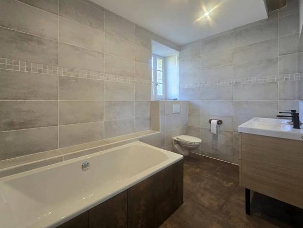 Vaste propriété familiale de caractère