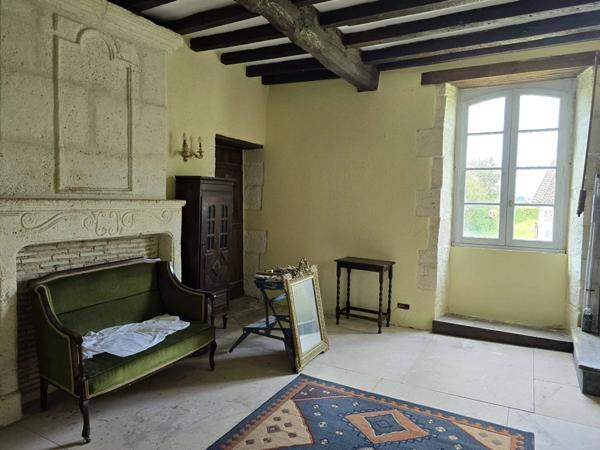 Vaste propriété familiale de caractère