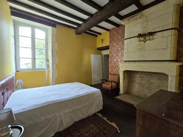 Vaste propriété familiale de caractère