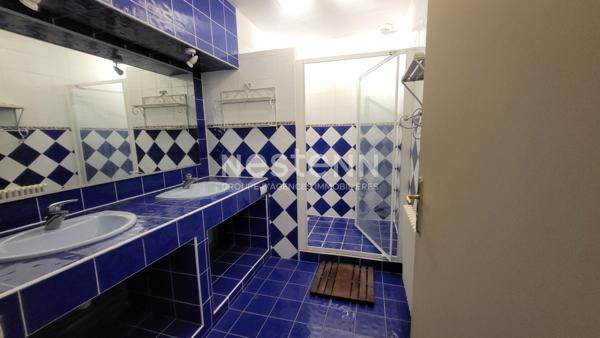 BAR LE DUC Maison centre ville de 215m² sur trois niveaux avec 8 pièces dont 5 chambres