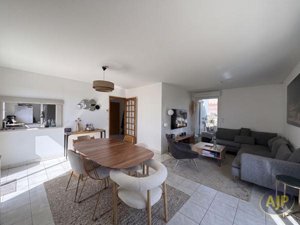 Location appartement Nantes : 1 587 € - AJP Immobilier Nantes Ouest