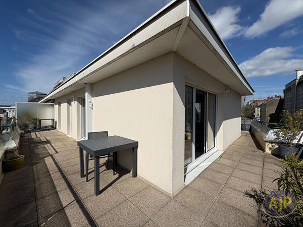 Location appartement Nantes : 1 587 € - AJP Immobilier Nantes Ouest