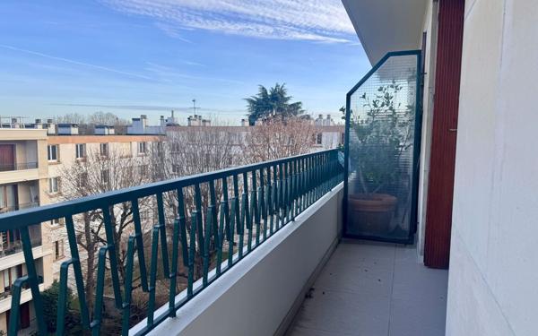 Appartement à vendre    3 pièces • 66,47 m2 Joinville-le-Pont