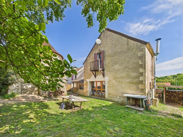 Tronsanges (58400) À Vendre – Maison de charme à Tronsanges