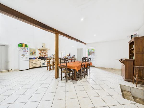 Tronsanges (58400) À Vendre – Maison de charme à Tronsanges