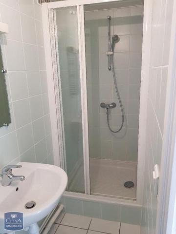 Appartement à louer 2 pièces 31.81m² Clermont-Ferrand (63000)