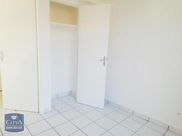 Appartement à louer 2 pièces 31.81m² Clermont-Ferrand (63000)