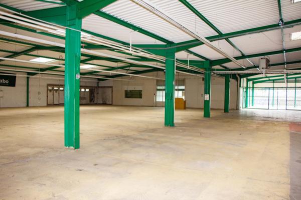 Local/bureau à vendre AUSSILLON (81)