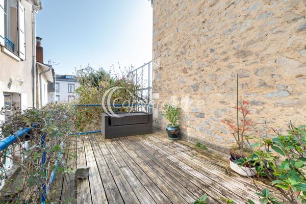 Maison
                                                                                                                                                                                                                                                                                                                        5 pièce(s)                                                                                                                                                                                                          4 chambre(s)                                                                                                                                                                                                          125  m²