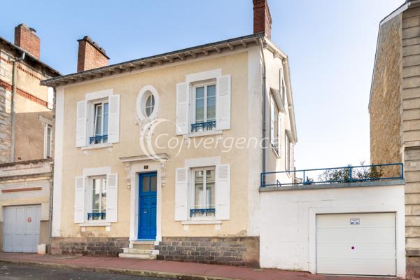 Maison
                                                                                                                                                                                                                                                                                                                        5 pièce(s)                                                                                                                                                                                                          4 chambre(s)                                                                                                                                                                                                          125  m²