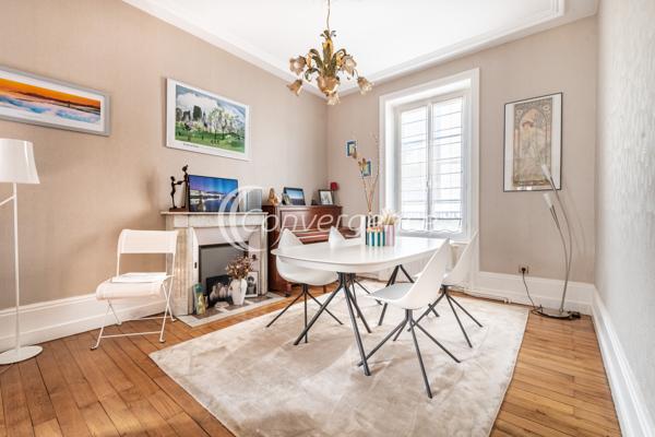 Maison
                                                                                                                                                                                                                                                                                                                        5 pièce(s)                                                                                                                                                                                                          4 chambre(s)                                                                                                                                                                                                          125  m²