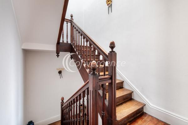 Maison
                                                                                                                                                                                                                                                                                                                        5 pièce(s)                                                                                                                                                                                                          4 chambre(s)                                                                                                                                                                                                          125  m²