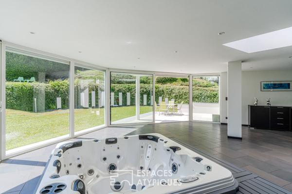 Maison contemporaine sur les hauteurs avec vue Cathédrale