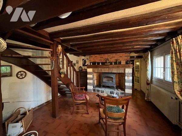 Une charmante maison située sur la commune de MESNIL-EN-OUCHE (27410) et proche de BERNAY 15min...