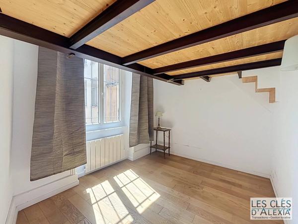 EN EXCLUSIVITÉ - T2 BIS - LYON 1 - AU COEUR DES PENTES DE LA CROIX ROUSSE