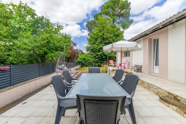 Maison spacieuse à vendre à Canéjan - 4 chambres et piscine !