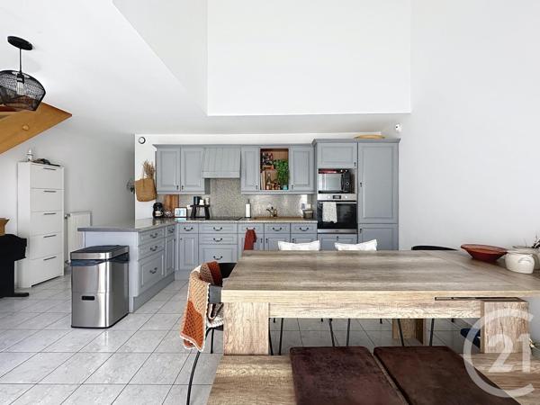 Appartement F3 à vendre  4 pièces - 67,82 m2 GRAND CHARMONT - 25