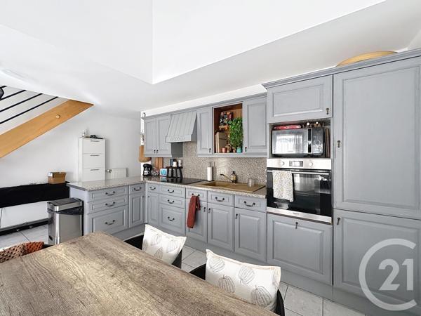 Appartement F3 à vendre  4 pièces - 67,82 m2 GRAND CHARMONT - 25