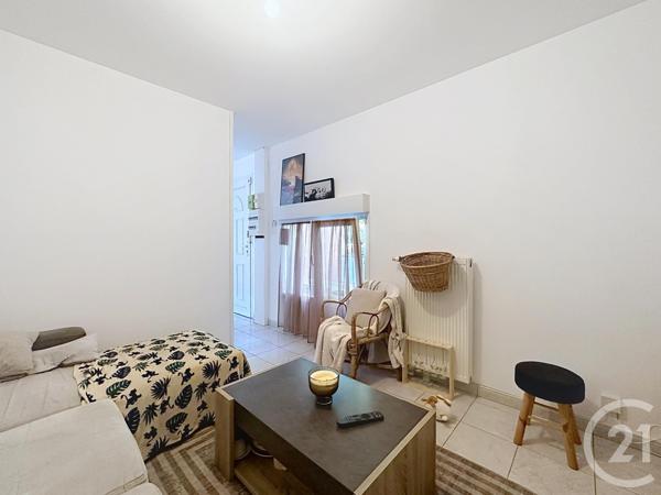 Appartement F3 à vendre  4 pièces - 67,82 m2 GRAND CHARMONT - 25