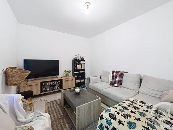 Appartement F3 à vendre  4 pièces - 67,82 m2 GRAND CHARMONT - 25