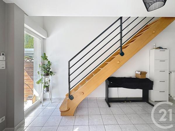 Appartement F3 à vendre  4 pièces - 67,82 m2 GRAND CHARMONT - 25