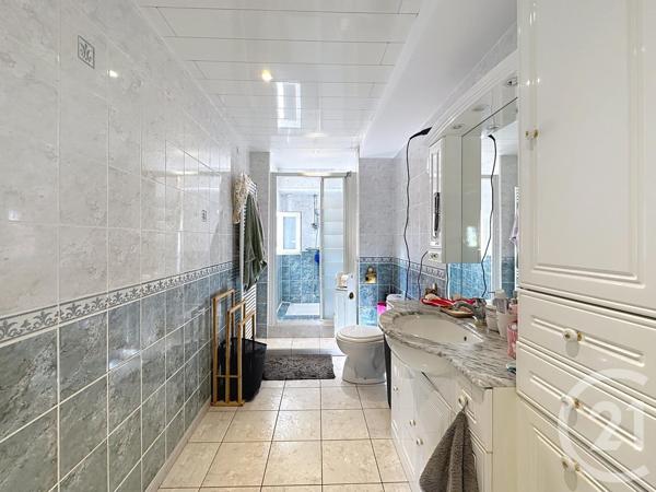 Appartement F3 à vendre  4 pièces - 67,82 m2 GRAND CHARMONT - 25