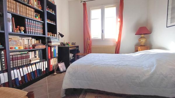 Ouveillan (11590) COUP DE CŒUR – Maison 210 m² – Vue dégagée – Piscine – Terrain arboré